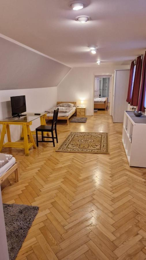 Old Town Apartmán *